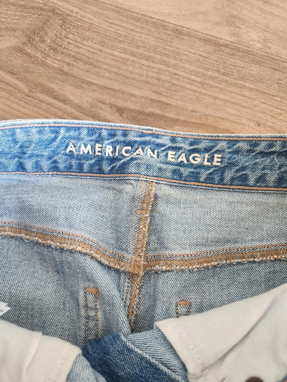 American Eagle Shorts - Picture 3 of 4